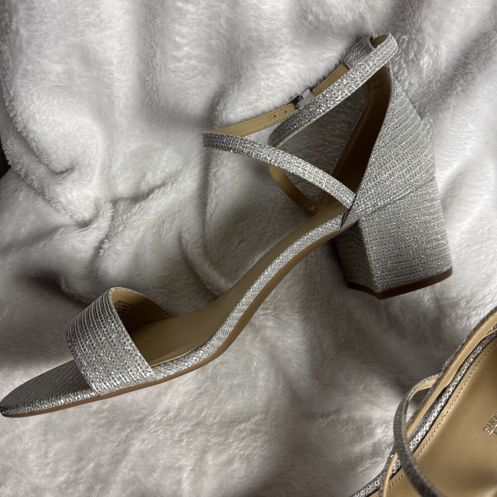 Michael Kors Serena Flex Sandal Silver Glitter Strappy Ankle Women's Size 11 NIB - Picture 4 of 8